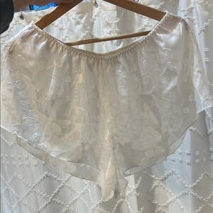 Gold Label Victoria's Secret Cream Lace Sleep Shorts